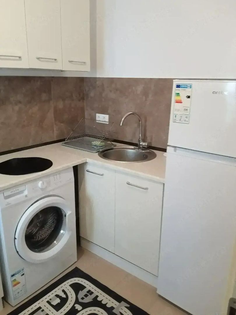 Garsonieră modernă de inchiriat, decomandată, prima închiriere - Poză 1