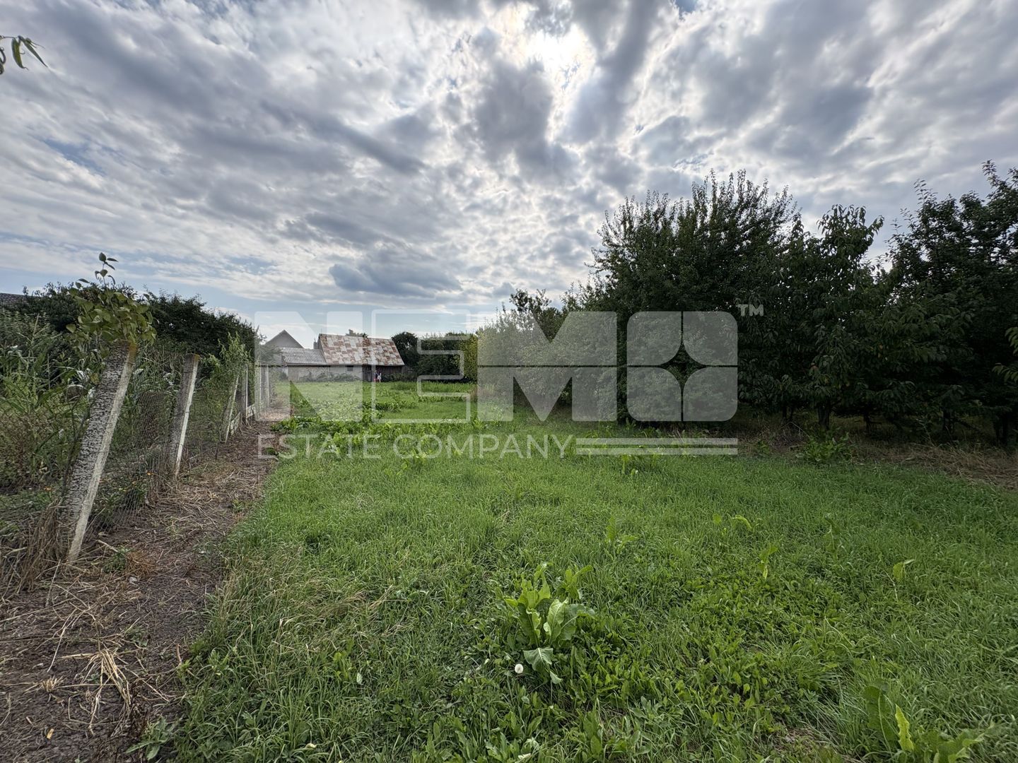 | Casă | Teren 20 ari | Rădăuți | Județul Suceava | - Poză 1