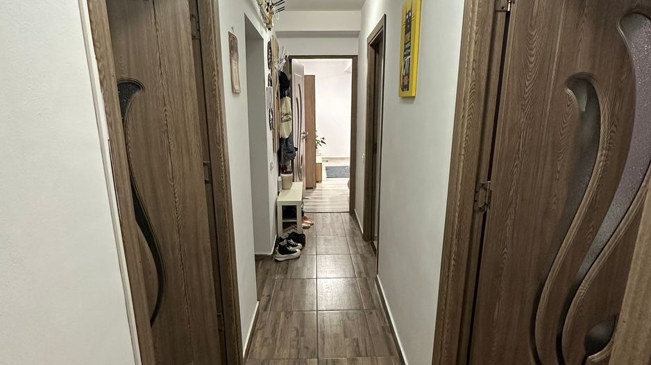 Apartament decomandat 3 Camere Turnu Magurele - Poză 10