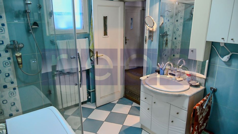 INCHIRIERE| 3 Camere In Vila | CURTE ȘI GARAJ - Poză 16