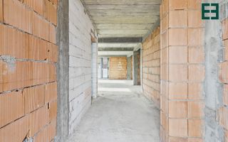 Casă nouă cu 4 camere și teren de 445 mp  - Vladimirescu - Arad - Poză 6