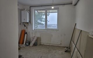 BRASADAS vinde apartament 1 camera / 20 mp / M15. - Poză 3