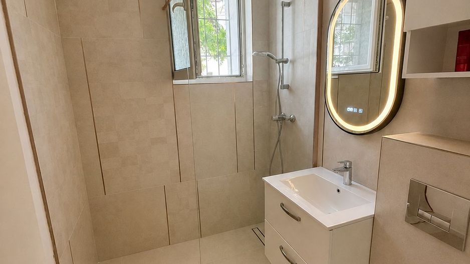 Apartament superb renovat | Str. Mozart | Etaj 1 | Centrală proprie | - Poză 5