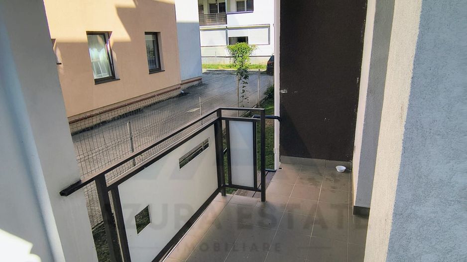 Apartament 3 camere 83 mp utili curte si 2 locuri parcare in Selimbar - Poză 13