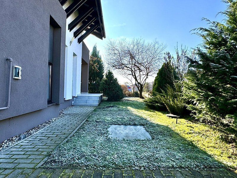 Casa de închiriat  - Dumbrăvița - Poză 38