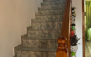 Casa cu etaj de vanzare, zona Manastirea Popauti - Poză 3