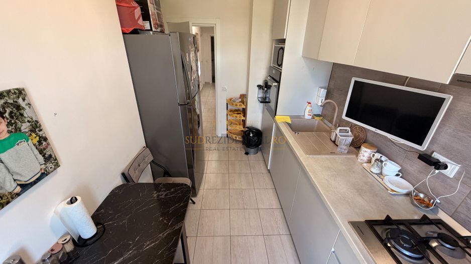 Confort și Eleganță: Apartament 3 Camere în Inima Sectorului 4 - Poză 7