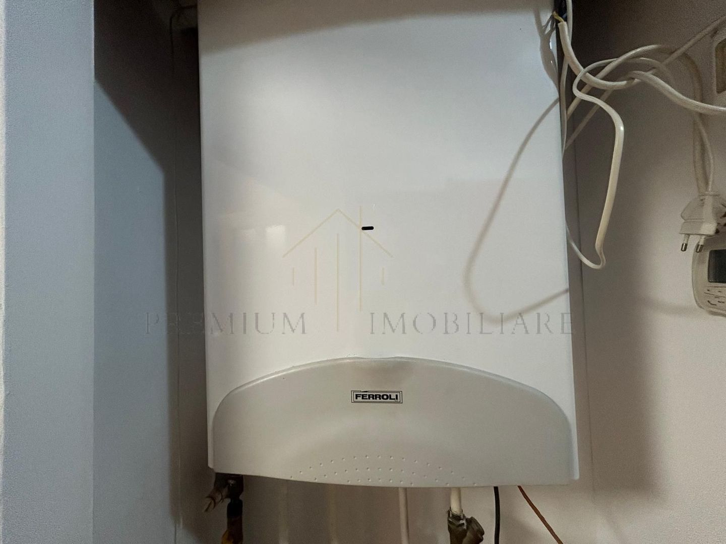 Apartament 3 camere, 100 mp, ultracentral – ideal birouri - Poză 7