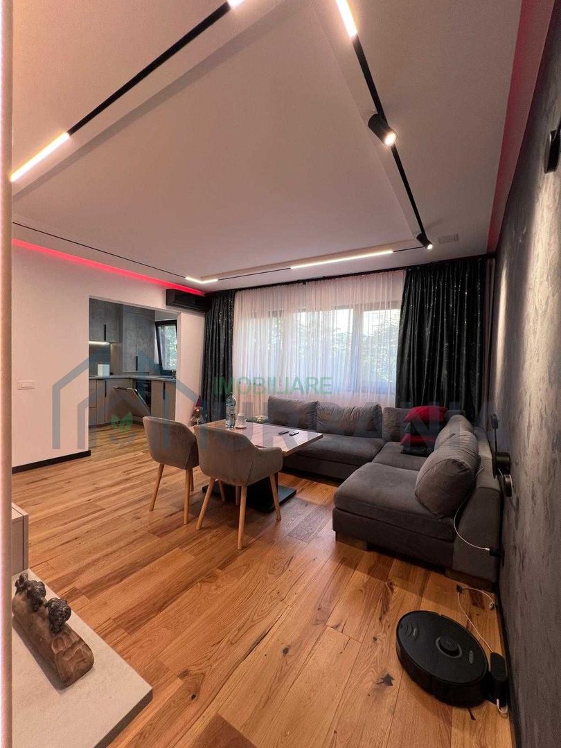 Închiriere apartament 3 camere, Splai Bahlui, bloc B1, zona Palas, Iași - Poză 1