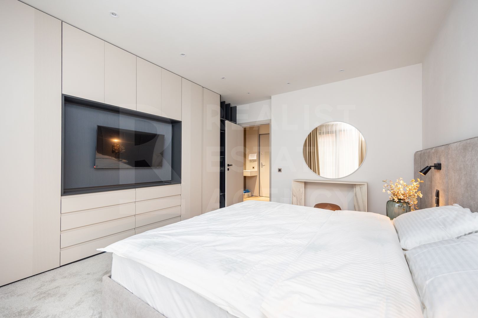 Vânzare, apartament cu 2 camere, zona Voluntari, București - Poză 12