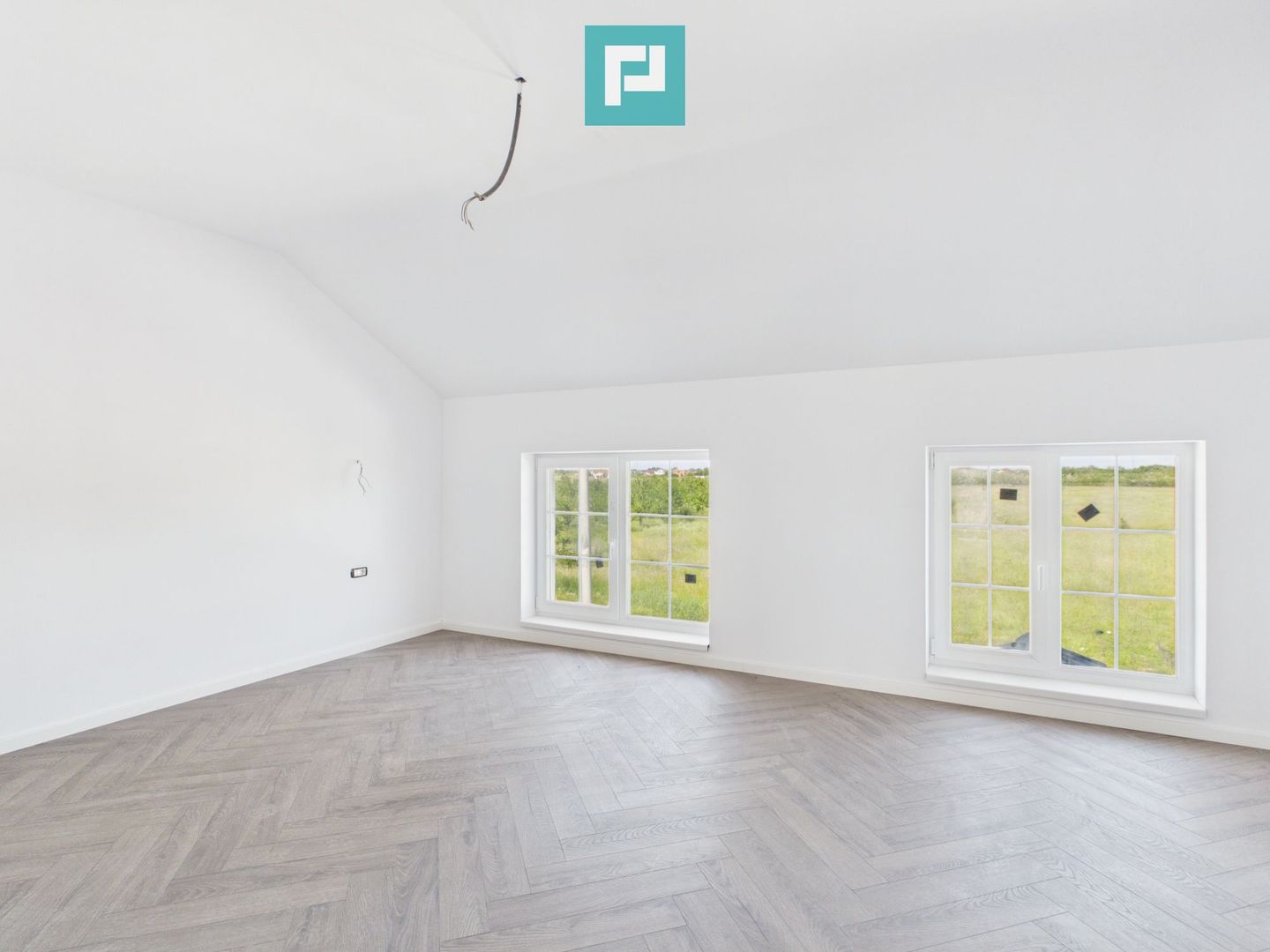 Duplex cu 4 camere Urseni-Moșnița Nouă - Poză 11