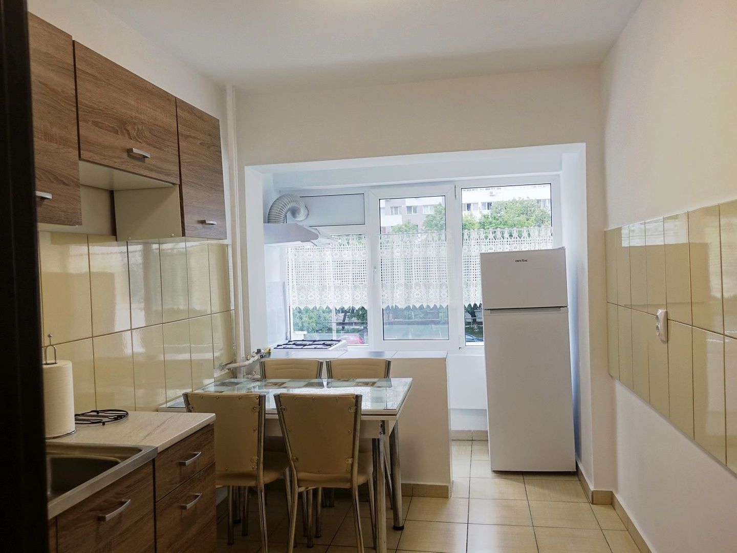 De vanzare apartament 3 camere Veteranilor - Poză 6