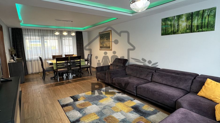 Casă de tip triplex la vânzare 6 camere /Șelimbăr /Secția 1 de Poliție - Poză 20