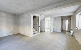 Casa insiruita de vanzare, Cetate - Poză 2