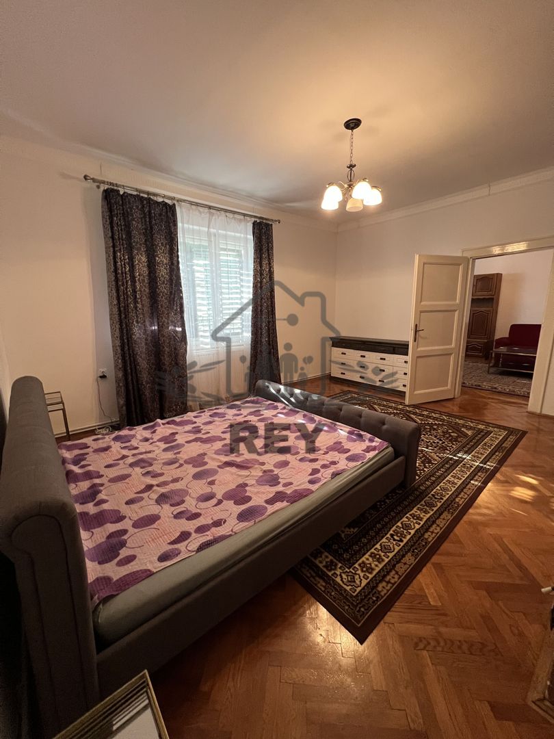 De Închiriat Apartament 3 camere pretabil 3 studenți sau o familie - Poză 3