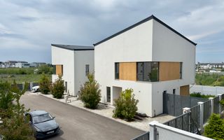 Vila individuala 5 camere Tunari 1 Decembrie - Poză 29