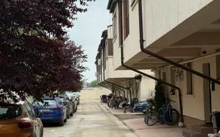 Casă înșiruită complet mobilată + curte+ 2 parcari în complex inchis! - Poză 29
