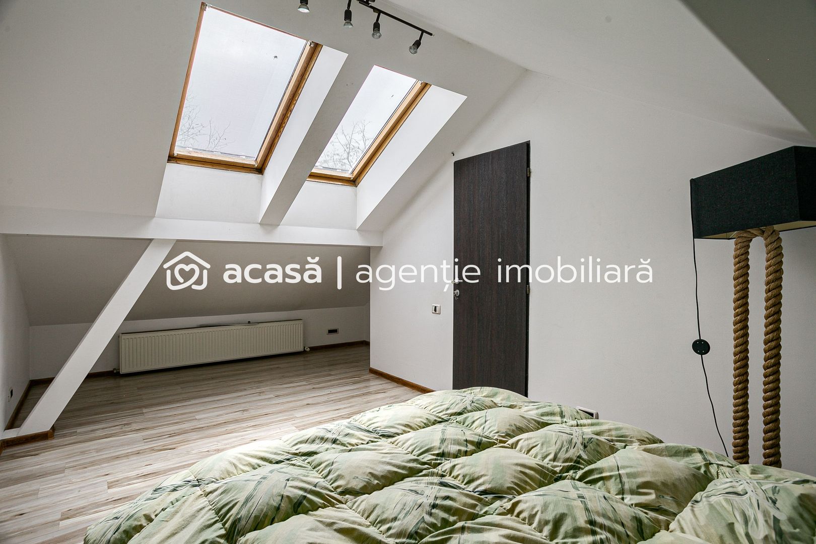 PROPRIETATE VÂNDUTĂ Apartament tip Penthouse în spate la Ziridava - Poză 7