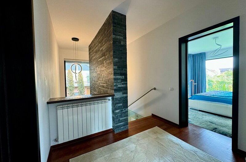 Vila lux de vanzare in cel mai dorit complex din Erou Iancu Nicolae-locatie rara - Poză 27