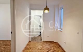 Apartament cu 3 camere de vânzare in cartierul Rogerius, Oradea - Poză 3