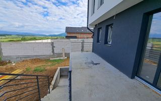 Duplex cu pivnita si terasa, Calea Cisnadiei, Sibiu - Poză 1