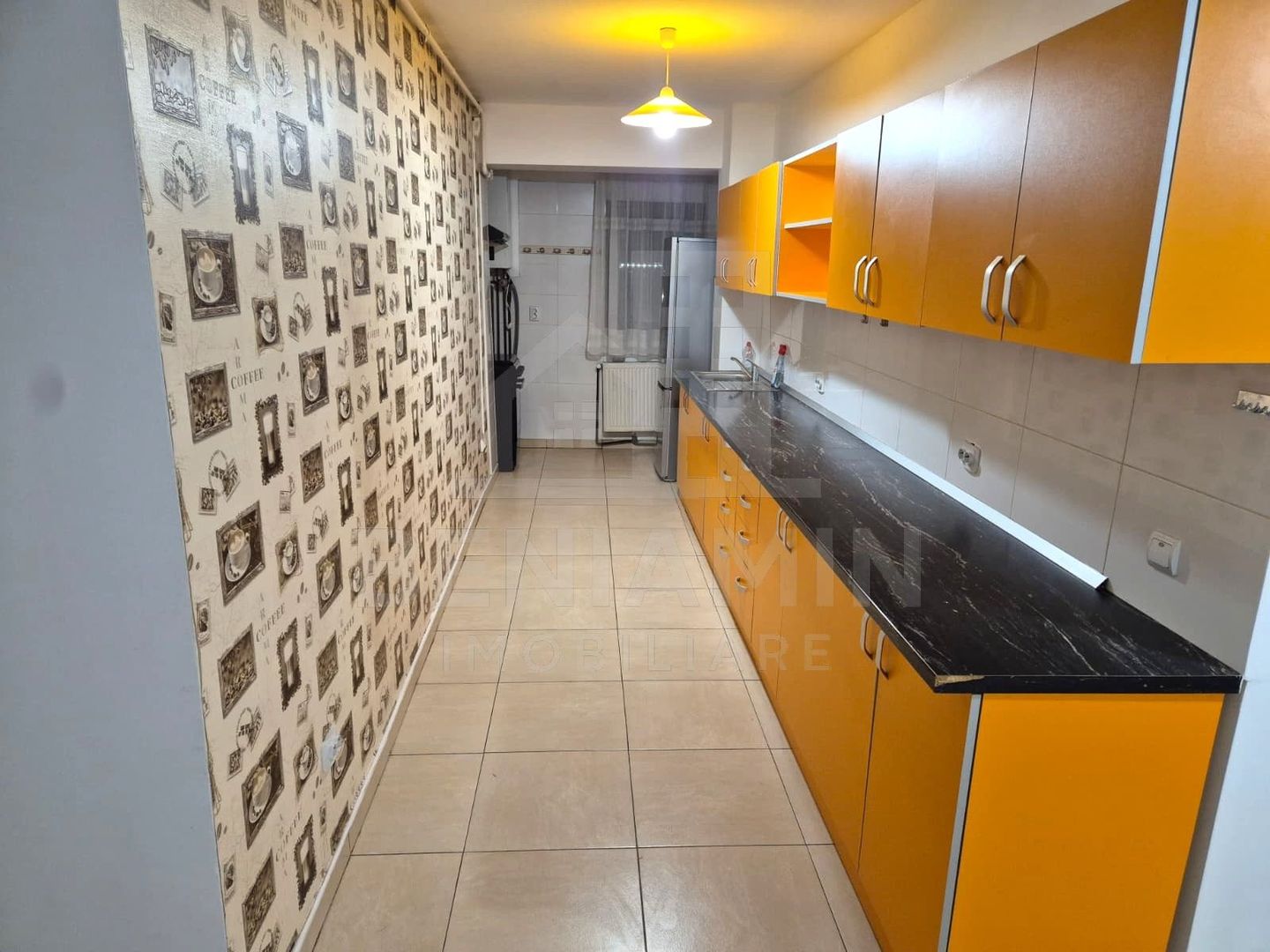 2 Camere - Decomandat - 79mp - Mobilat - Centrala - Etaj 3 - Ghimbav - Poză 3