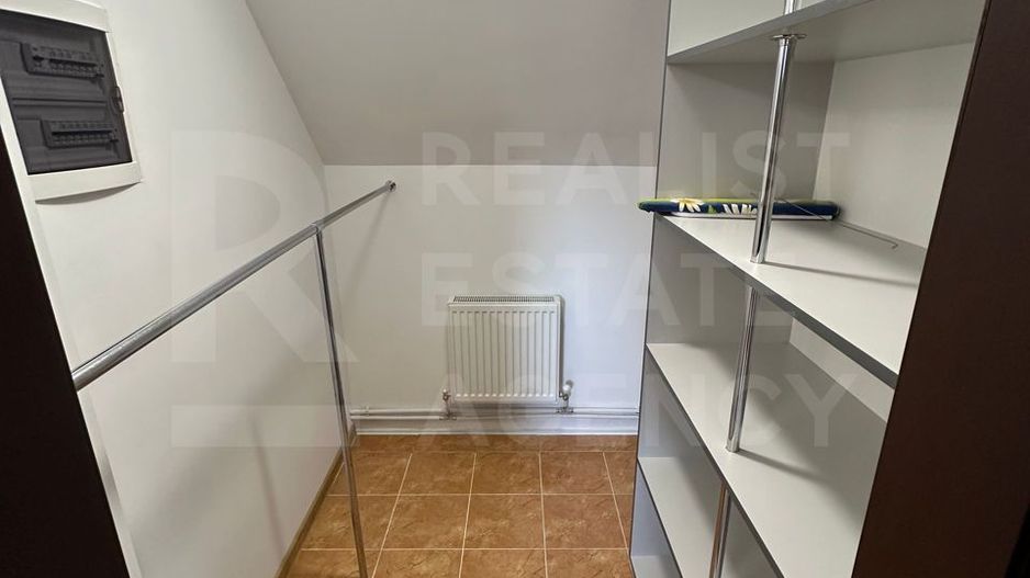 Chirie, apartament 4 camere, strada Codrul Cosminului, Centru - Poză 5