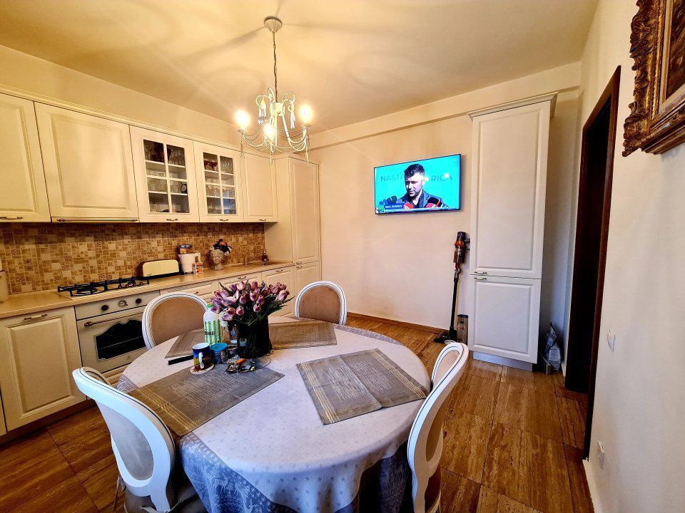 Ocazie Vila deosebita P+1 , sect 1, Pajura, 8 min Arc Triumf - Poză 13