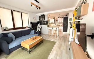 Apartament nou, luminos, cu curte proprie și parcare inclusă - Poză 1