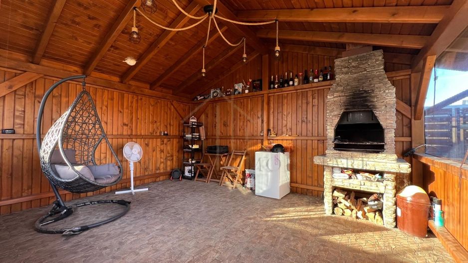 Casa de vanzare in Onesti - Poză 24