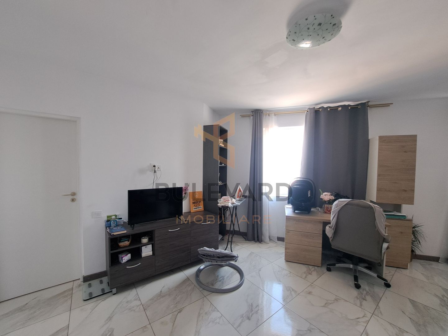 Apartament 3 camere,  parcare, zona Metro! - Poză 5