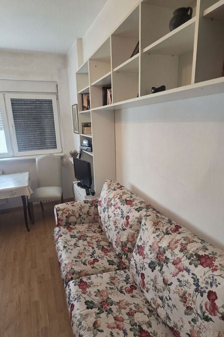 Studio Cismigiu, 24 mp, bloc solid, ideal inchiriere - Poză 2