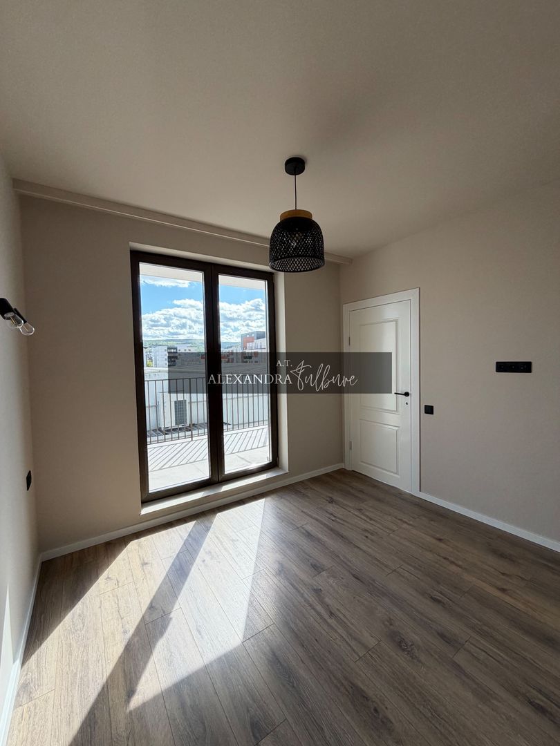 Apartament 2 camere, terasa, etaj intermediar, garaj, Eroilor - Poză 9