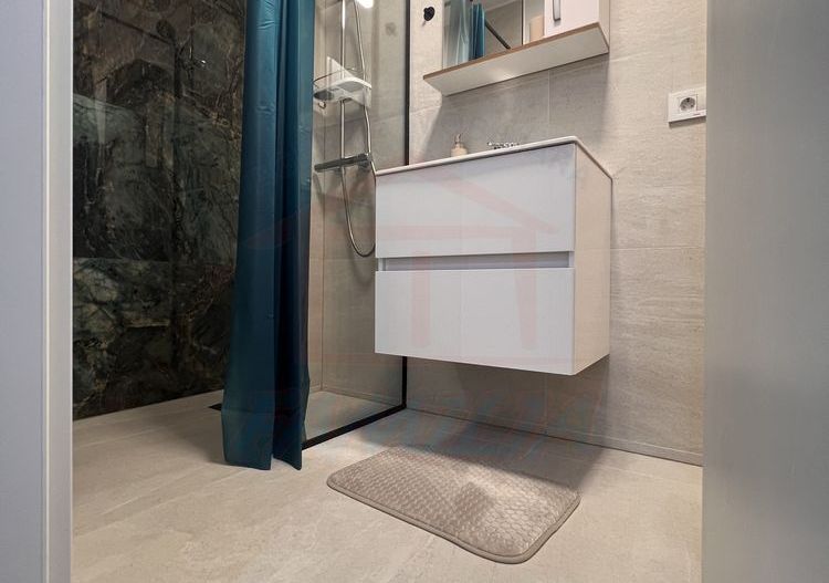 Apartament 2 camere, bloc nou, 500 €/luna - Poză 3