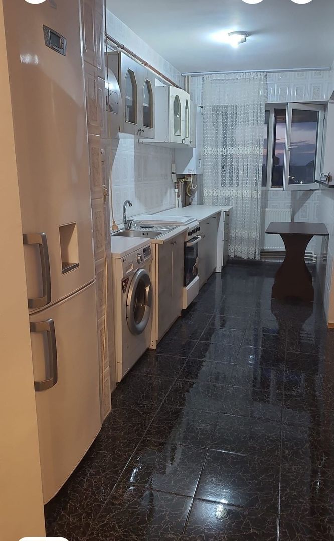 De inchiriat apartament 3 camere, Micro 20, 2100 lei - Poză 4