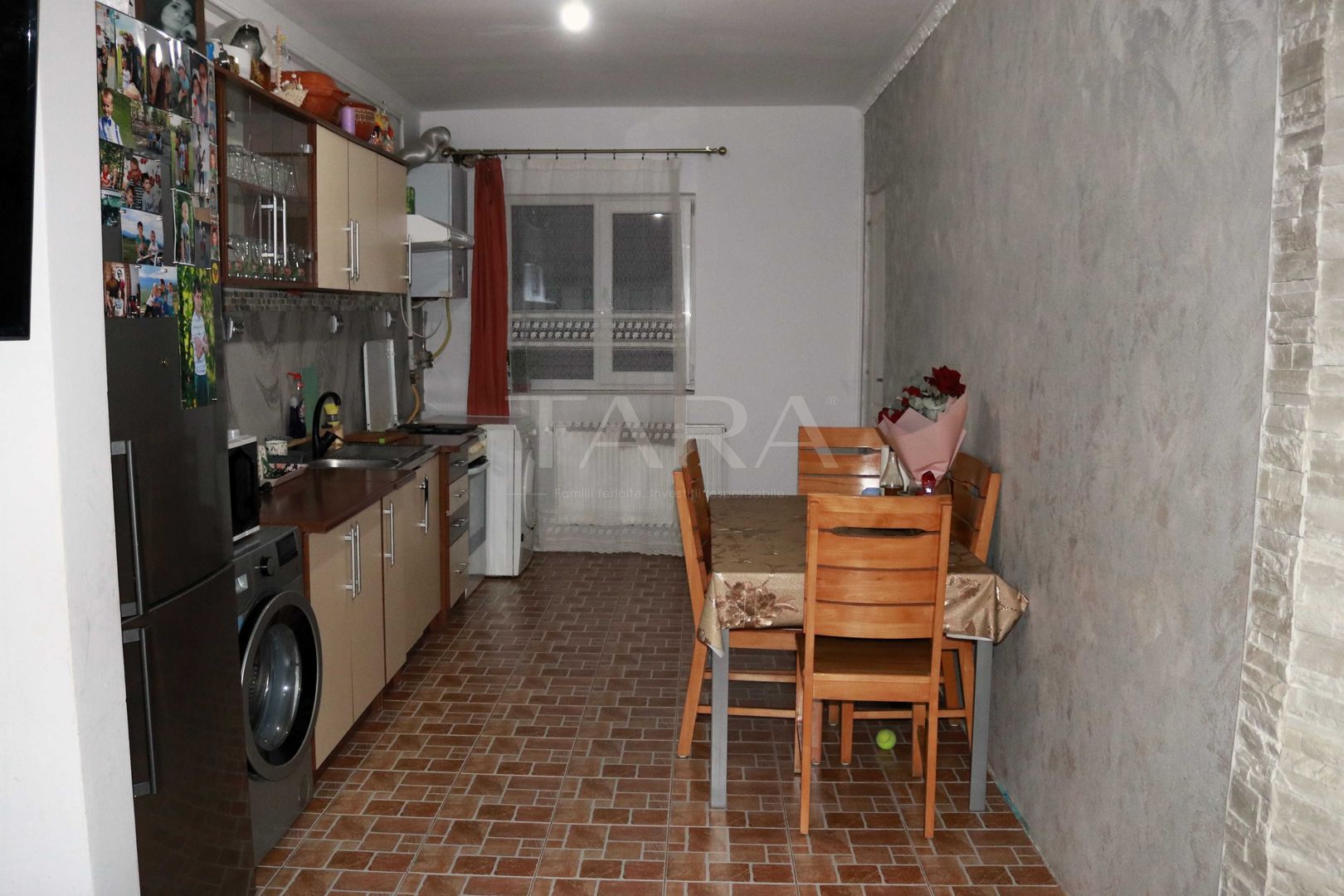 Locație liniștită și parcare proprie – apartament 3 camere Florești. - Poză 2