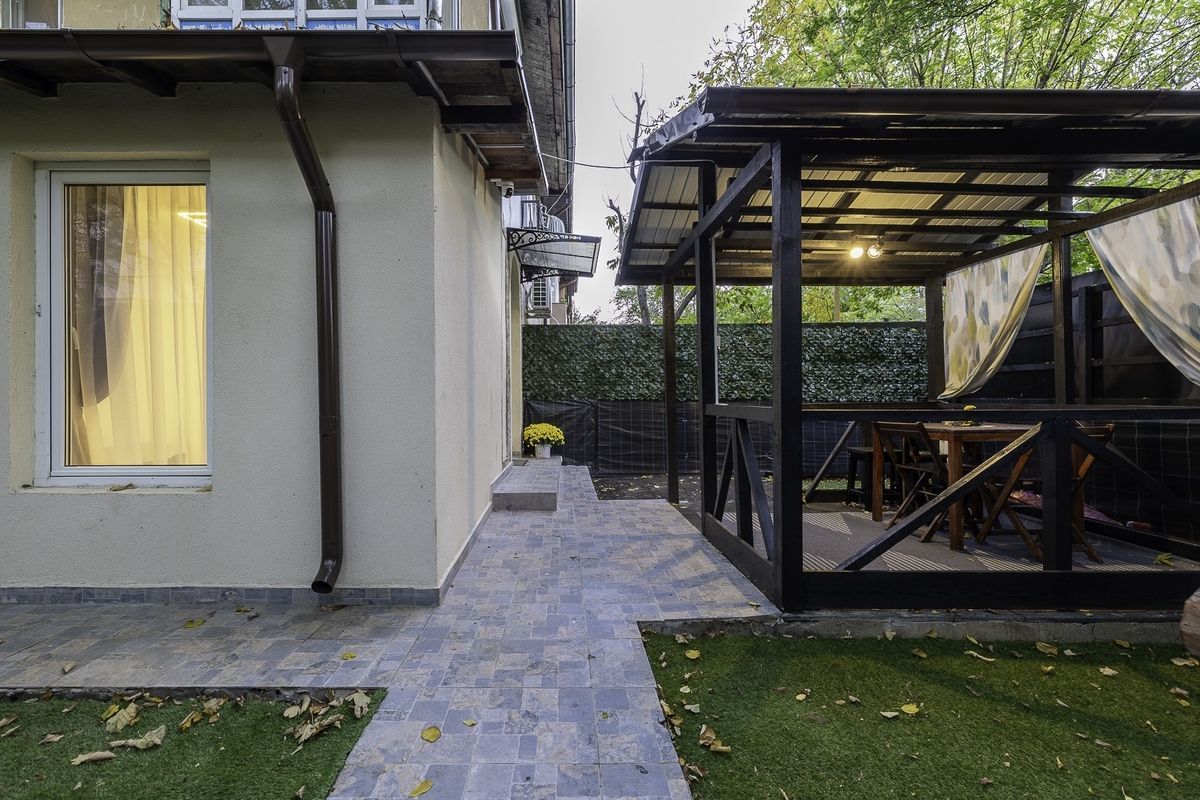 Închiriez apartament 2 camere la curte, Piața Muncii, centrală proprie - Poză 6
