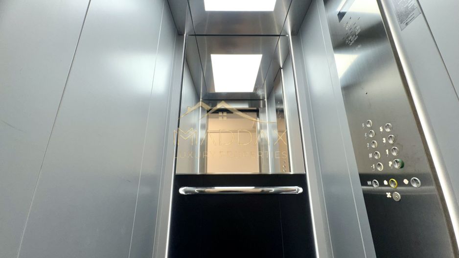 Spatiu de birouri *3 camere* / Cladire Istorica stil Brancovenesc / Universitate - Poză 25