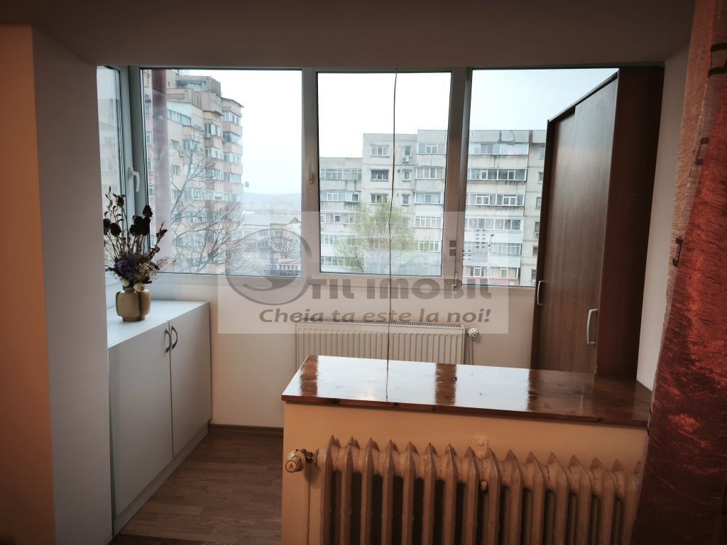 Nicolina - 2 Camere Decomandat, 65 mp - etaj 3 - Negociabil ! - Poză 4