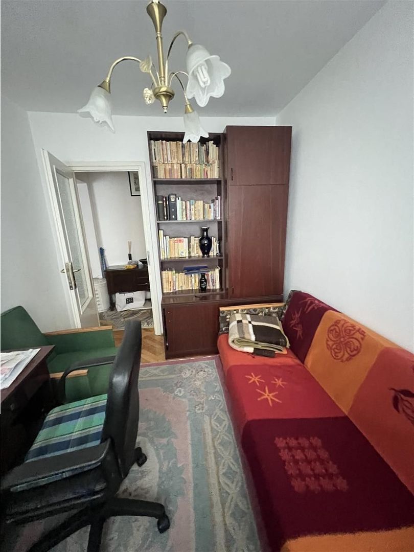 4 camere etaj 1 langa Fac Dragan mobilat utilat - Poză 9