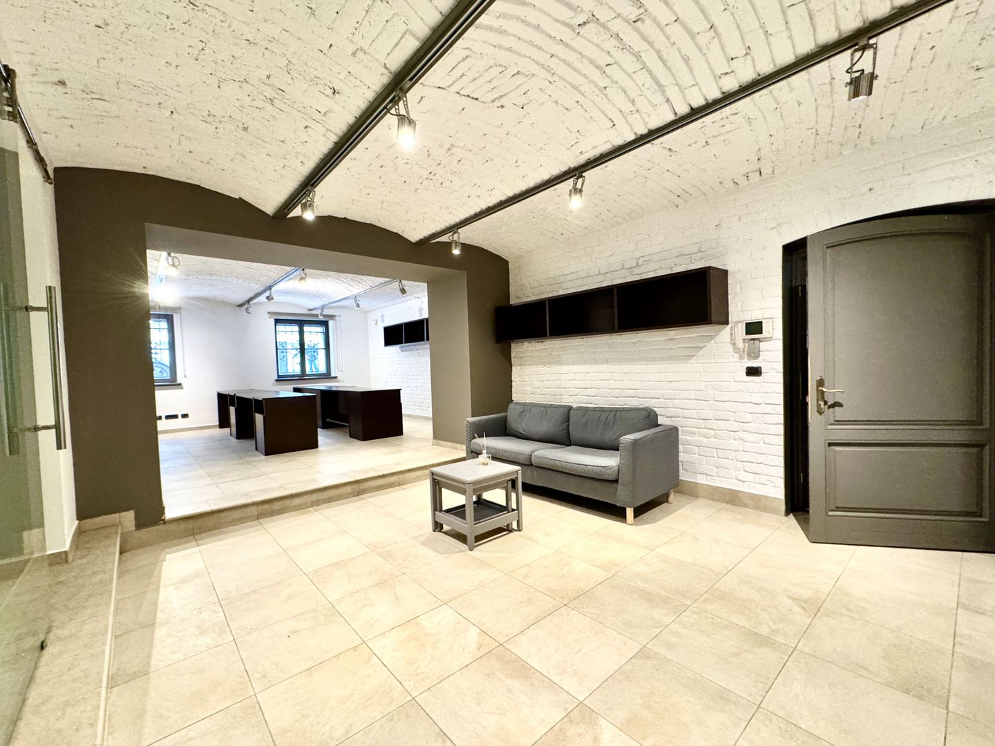 Spațiu de Birouri Elegant în Clădire Istorică Renovată – Piața Unirii, - Poză 7