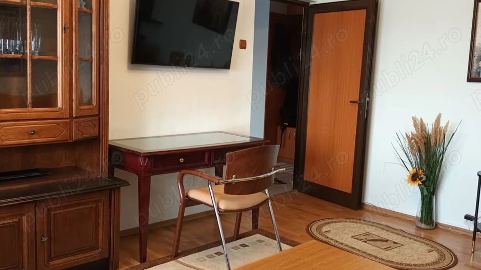 Apartament 2 camere - metrou Aurel Vlaicu, etaj 3/4, centrală, mobilat complet. - Poză 2