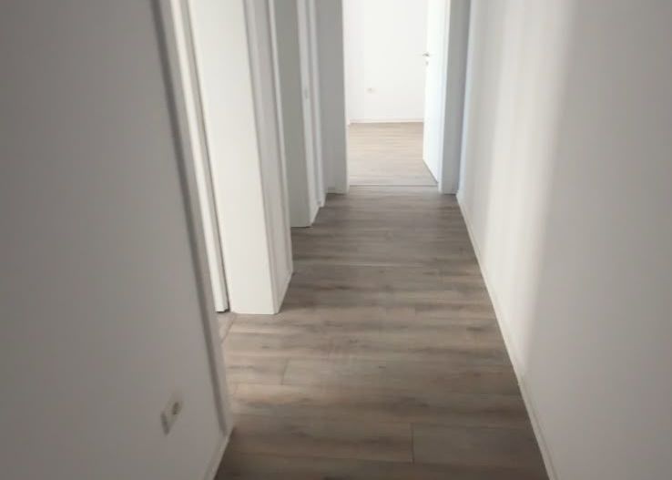 Apartamente noi - Poză 2