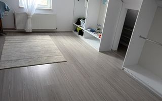 Sanandrei Casa Individuala Mobilata si Utilata, Panouri+Baterii - Poză 4