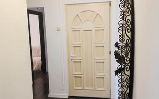 Apartament mobilat3 camere-Tractoru - Poză 9