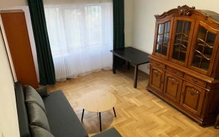 Închiriez apartament 2 camere – Bd. Independenței, zonă centrală - Poză 1