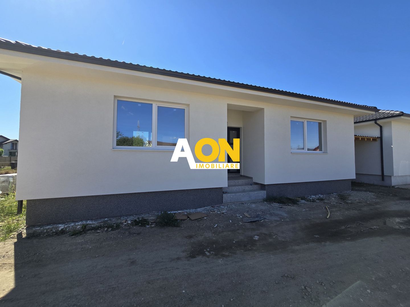 Casă Individuală de Închiriat, 4 Camere, Prima Închiriere, Ampoi 3 - Poză 1