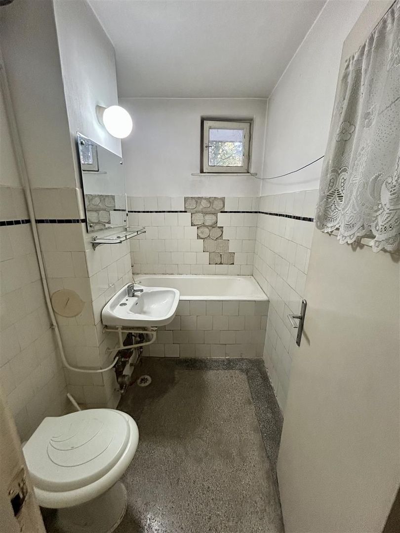 Apartament cu 2 camere semidecomandat zona Rogerius - Poză 4
