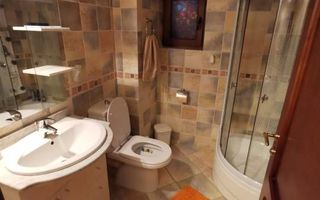 Casă spațioasă și elegantă în Dămăroaia- Jiului- Izbiceni- Comision 0% - Poză 24