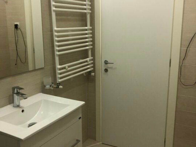 Apartament luxos,luminos,foarte spatios in Erou Iancu Nicolae-Oferta atractiva - Poză 25